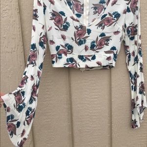 Charlotte Russe Tops - Floral Bell Sleeve Scoop Neck Crop Top Charlotte Russe Tops - Floral Bell Sleeve Scoop Neck Crop Top
